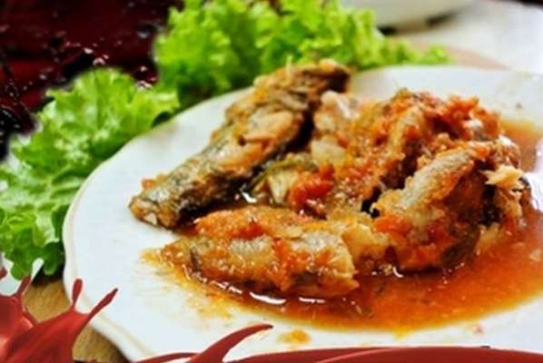 Бычки в томате (в мультиварке)
