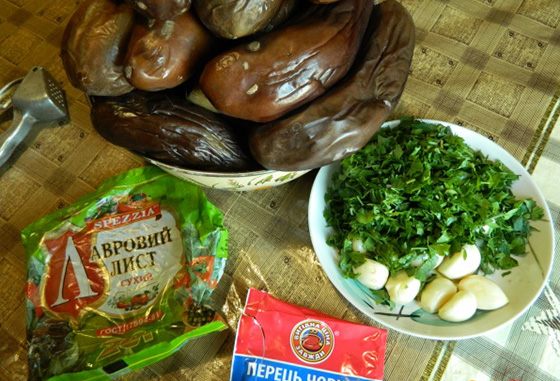 Синие баклажаны как грибы