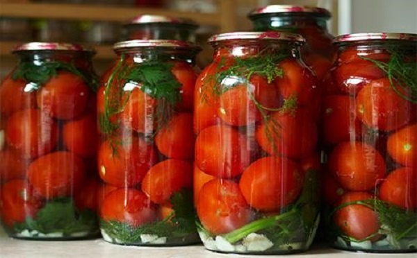 Внешний вид помидор и их вкус может подсказать, можно ли их брать для консервирования